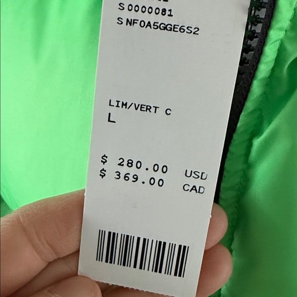 The North Face Bright Green Puffer Jacket - Picture 5 of 7